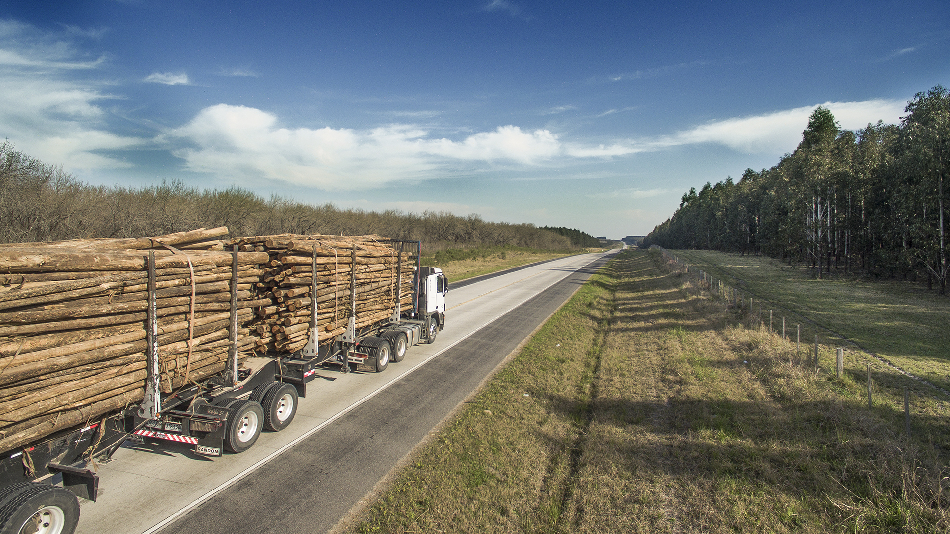 UPM_Pulp_Stories_Fray_Bentos_truck.jpg